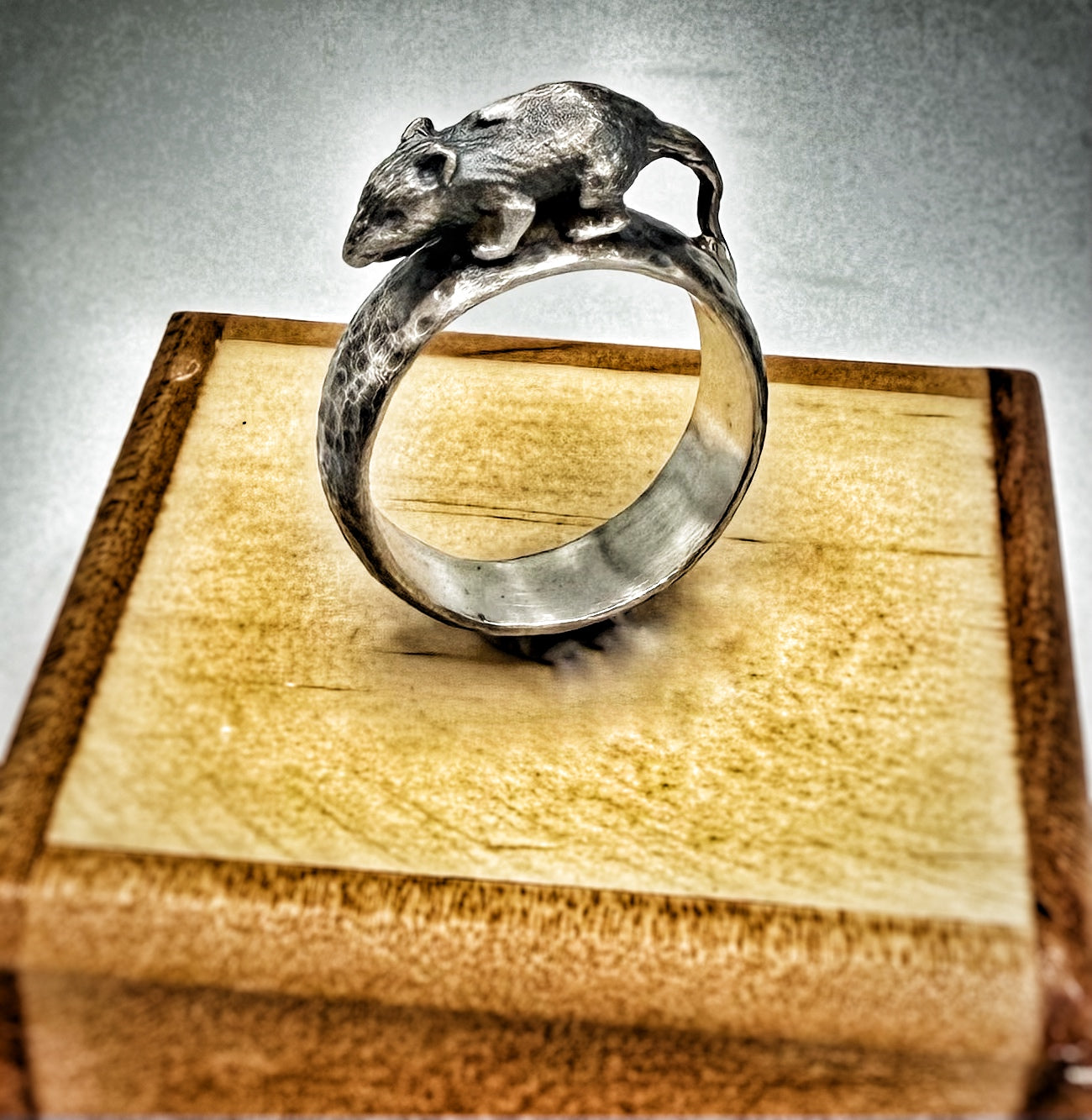 Opossum Love Ring