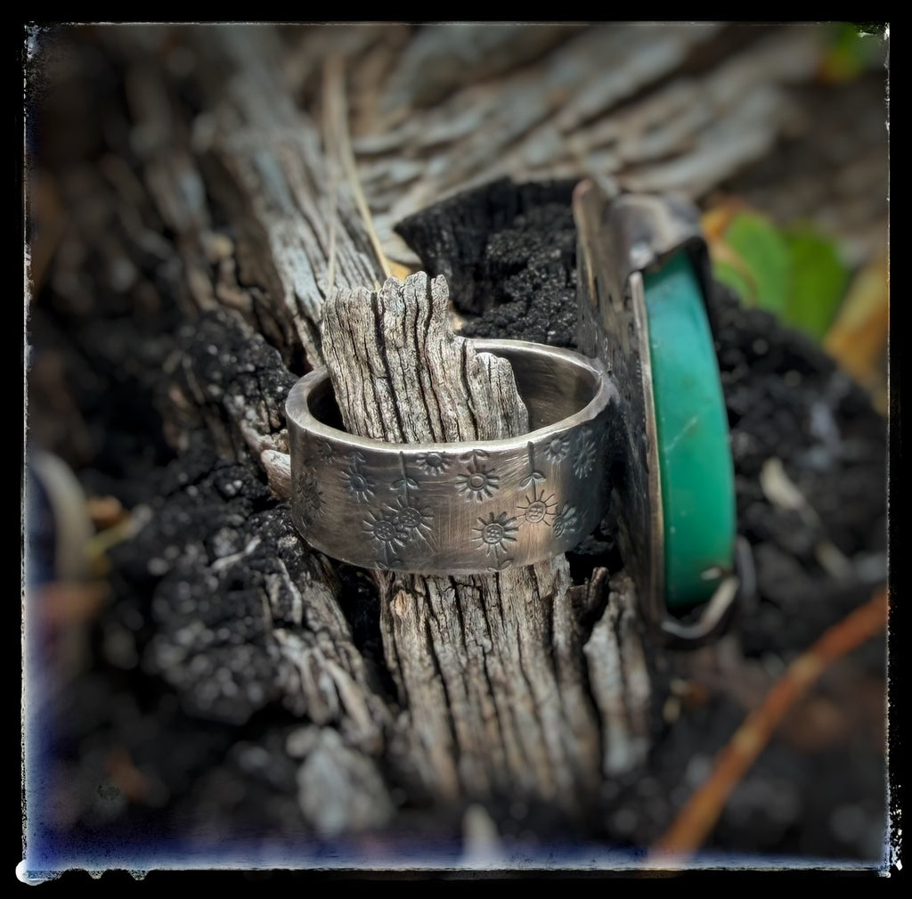 Chrysoprase Sun & Flowers Ring