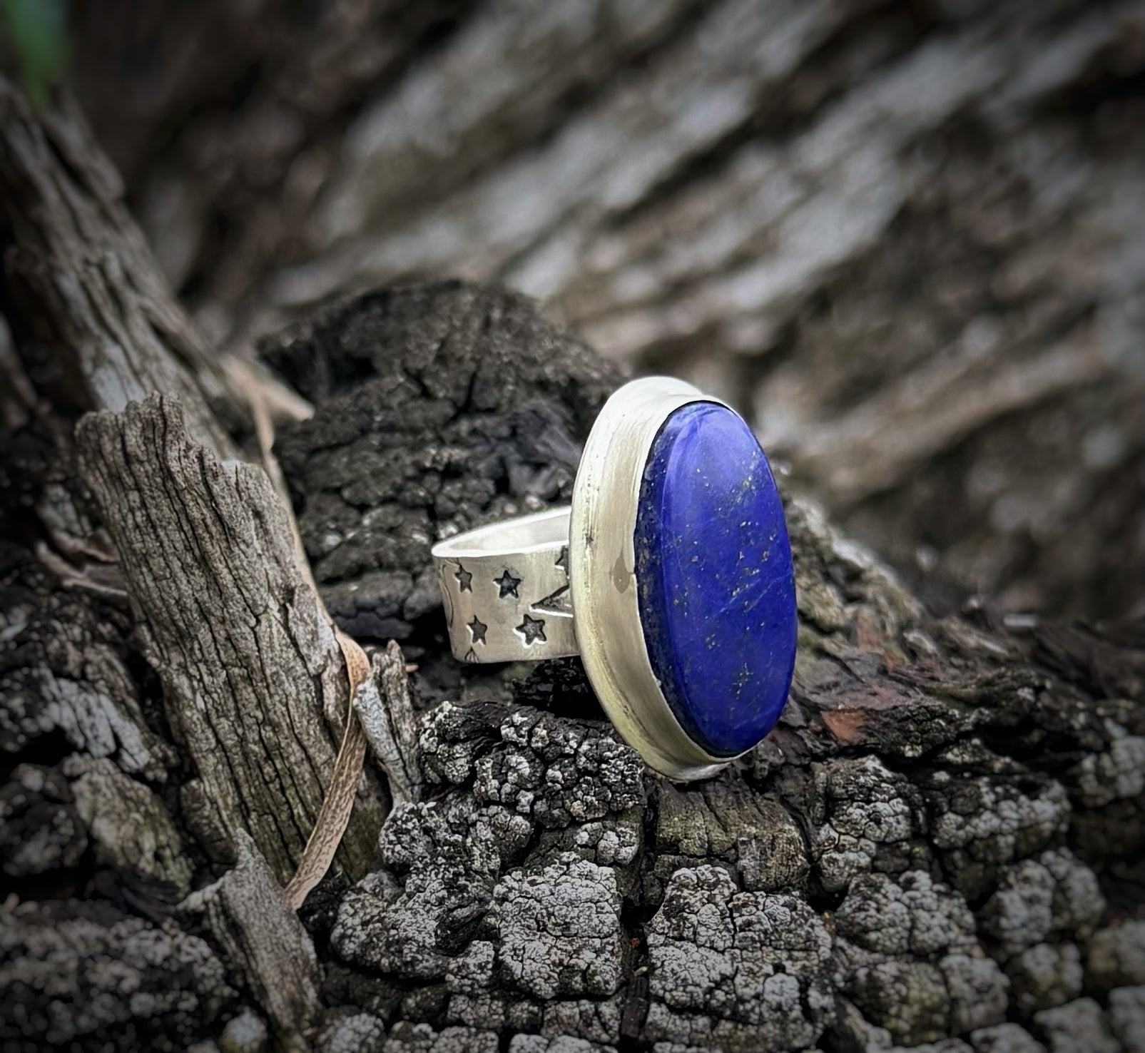 Lapis Lazuli Moonphase Ring
