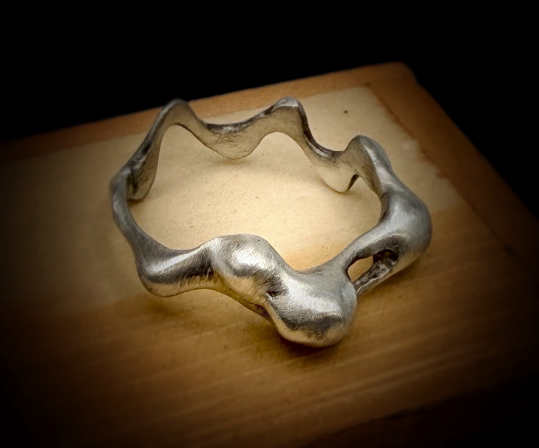Sculptural Zig Zag Squiggle Ring