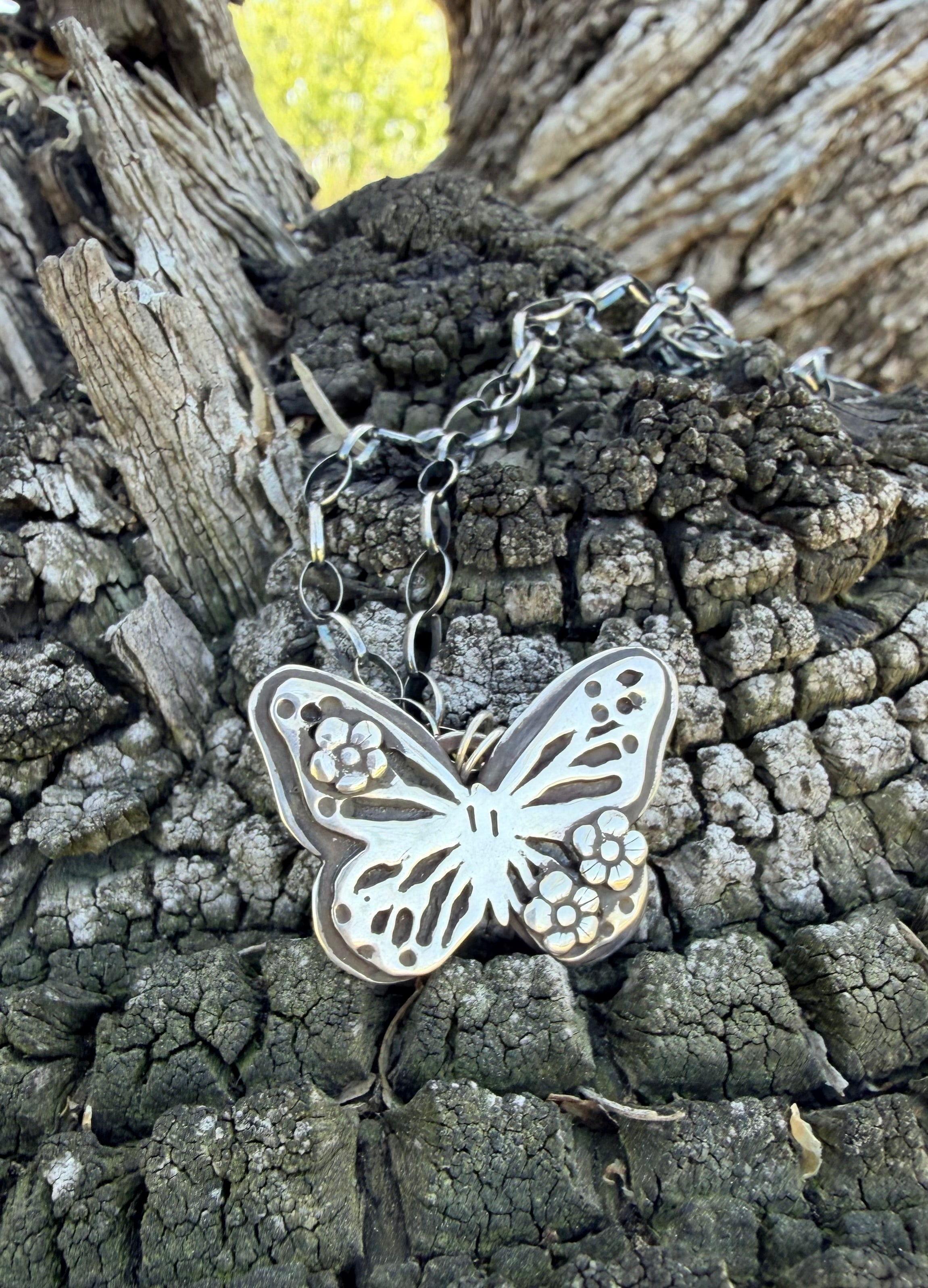 Flowery Butterfly Necklace
