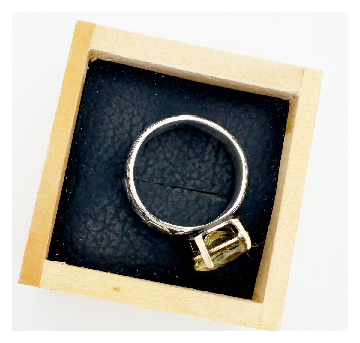 Floral Faceted Lemon Quartz Sterling Silver Band Ring