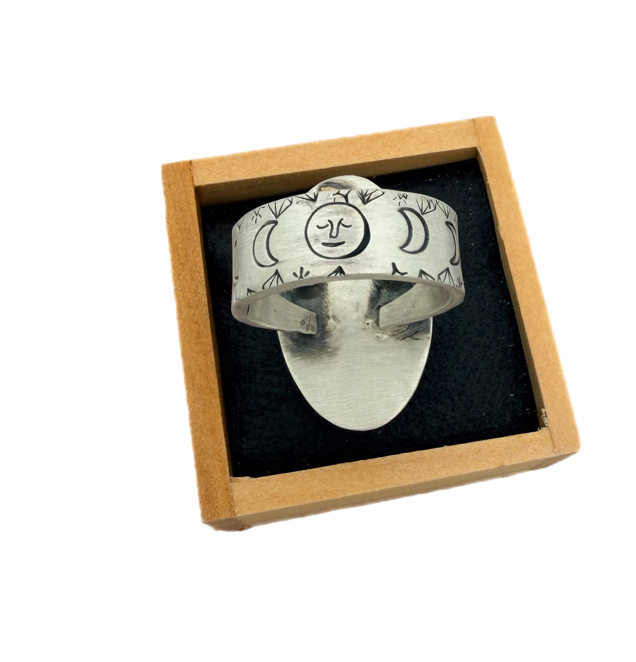 Lapis Lazuli Moonphase Ring