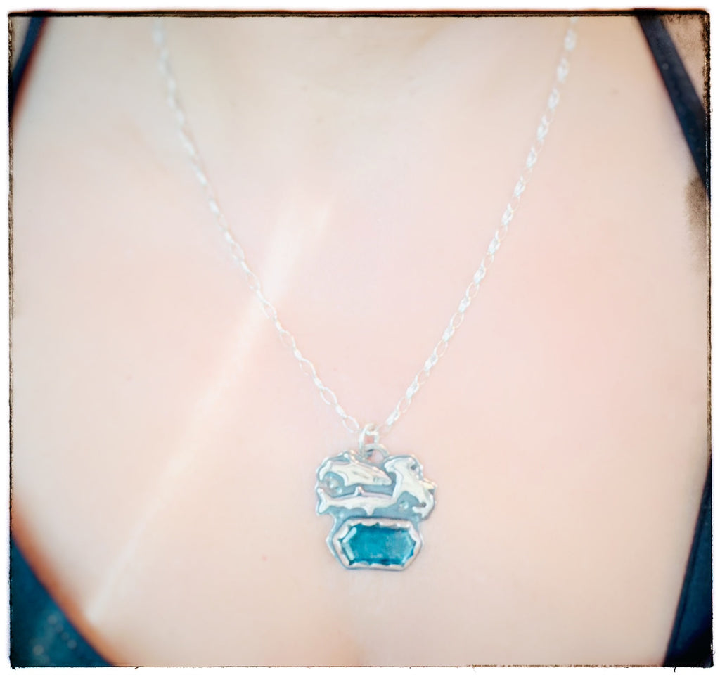 Hexagonal Teal Moss Kyanite Sharks Necklace