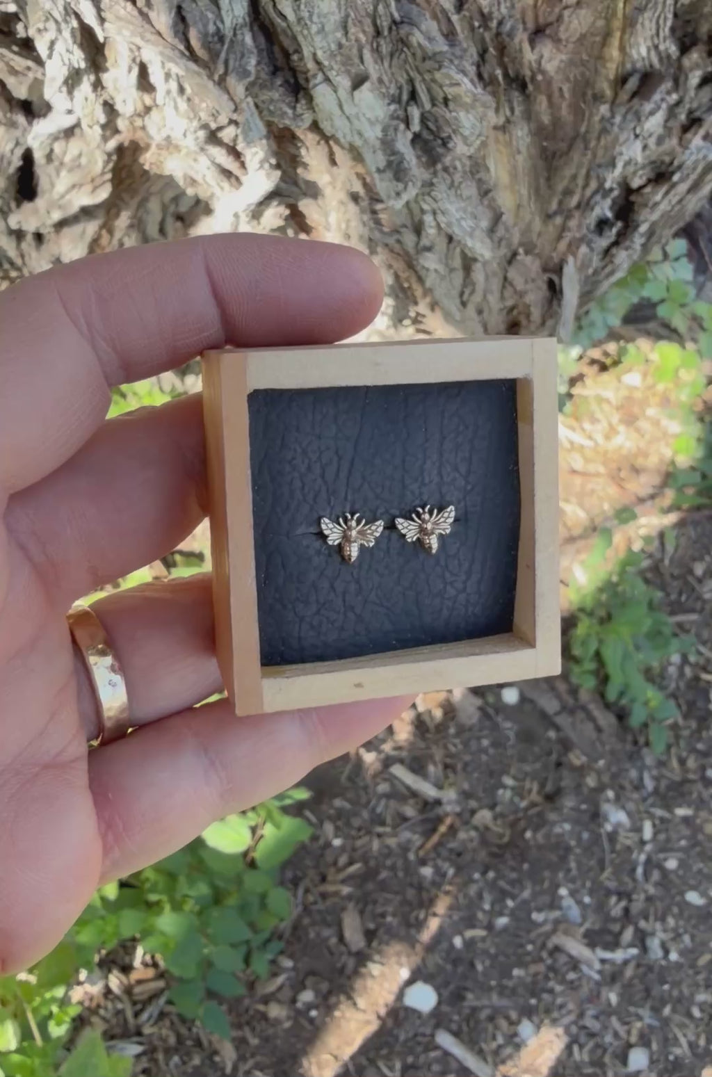 Bronze Dainty Bee Stud Earrings