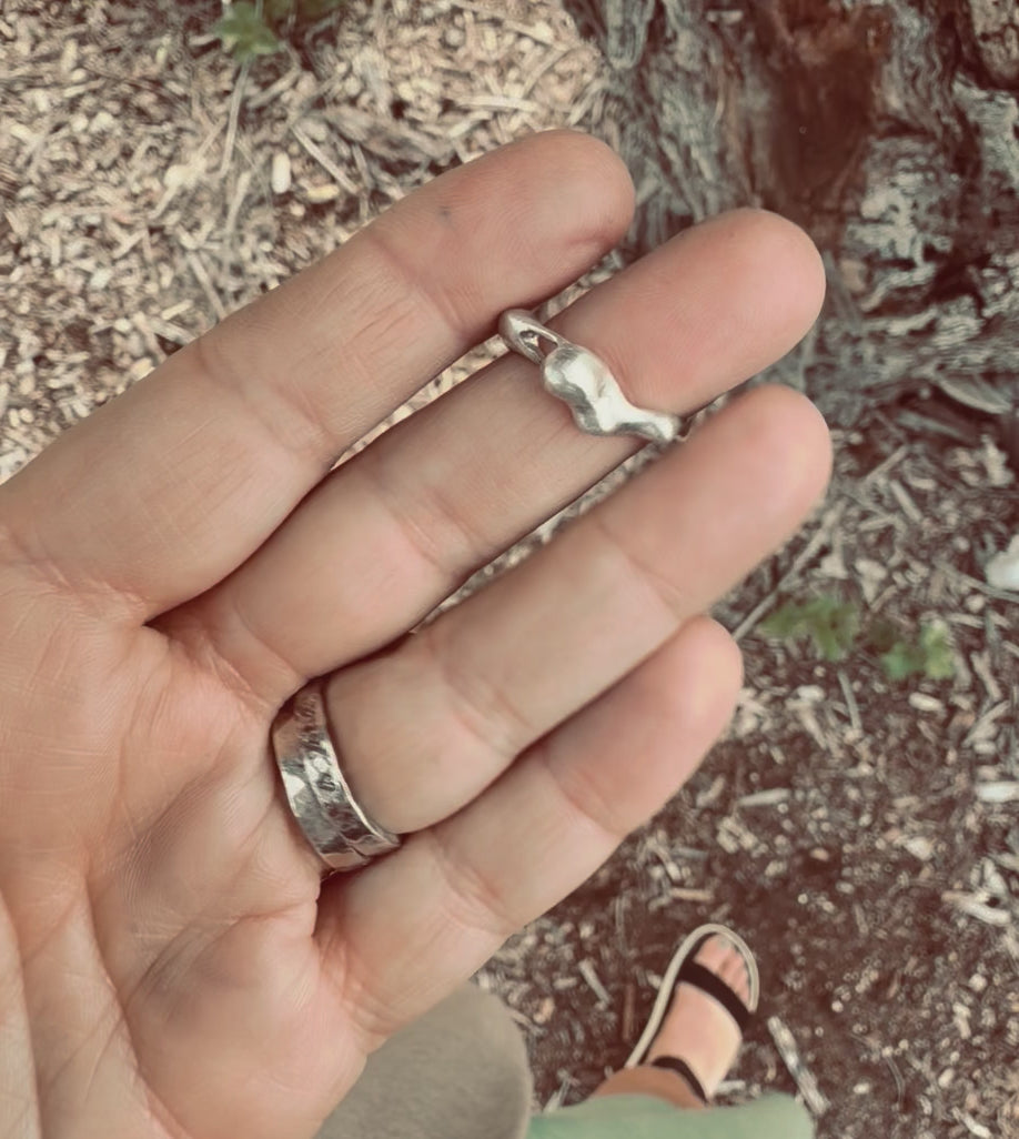 Sculptural Zig Zag Squiggle Ring