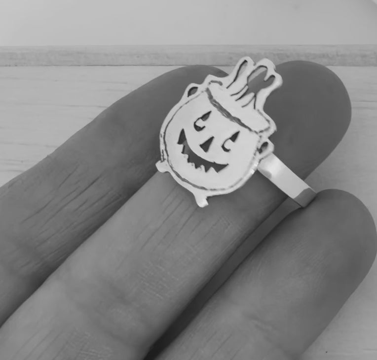 Jack O’ Lantern Cauldron Sterling Silver Ring